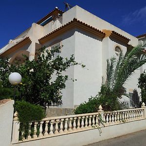 Villa Flamenca - 10 Sleeps